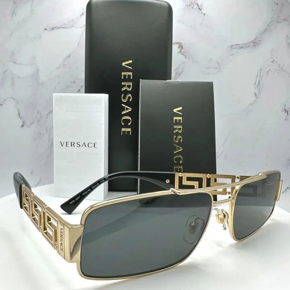 Versace Sunglasses Gold Rectangle Metal Logo Black Retro Italy 100% Authentic - Picture 12 of 16